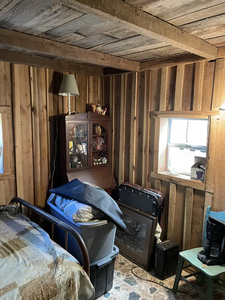 128 Day Break Road Summertown TN 38483