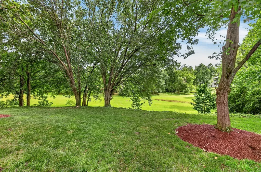 608 Arkland Place Nashville TN 37215