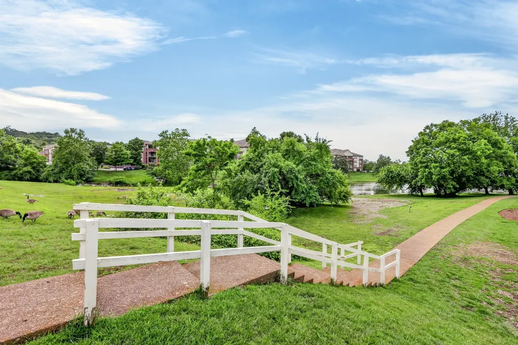 608 Arkland Place Nashville TN 37215