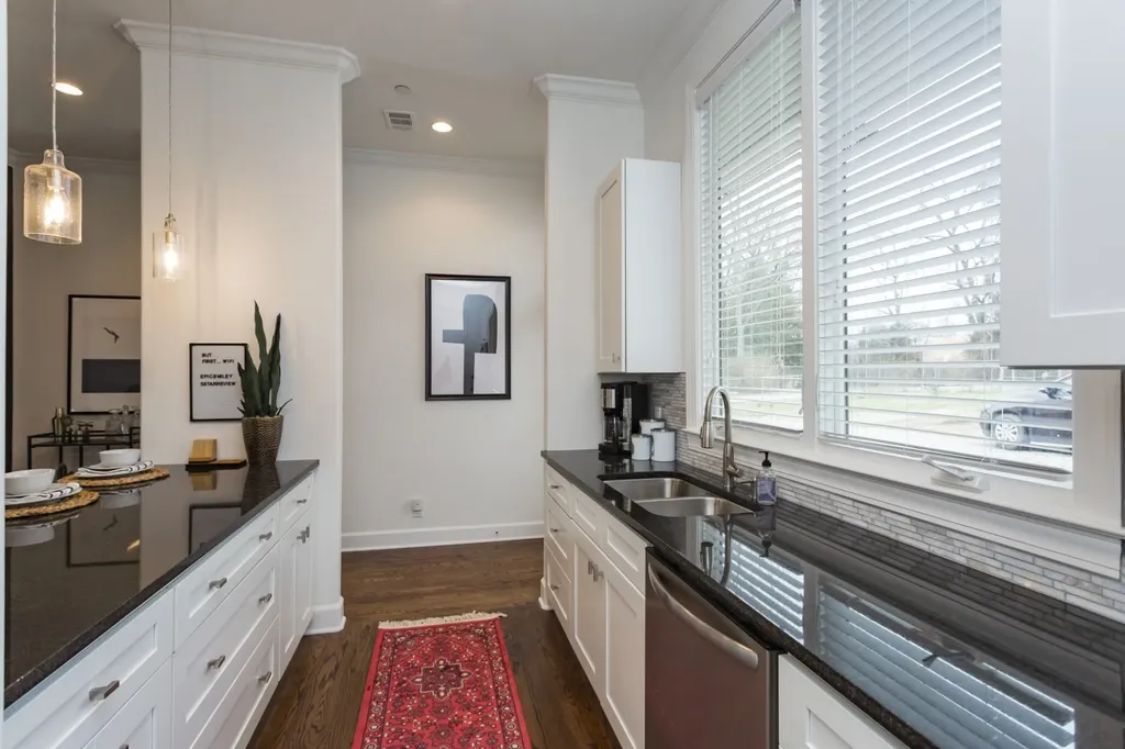 816 Smiley Street Nashville TN 37206