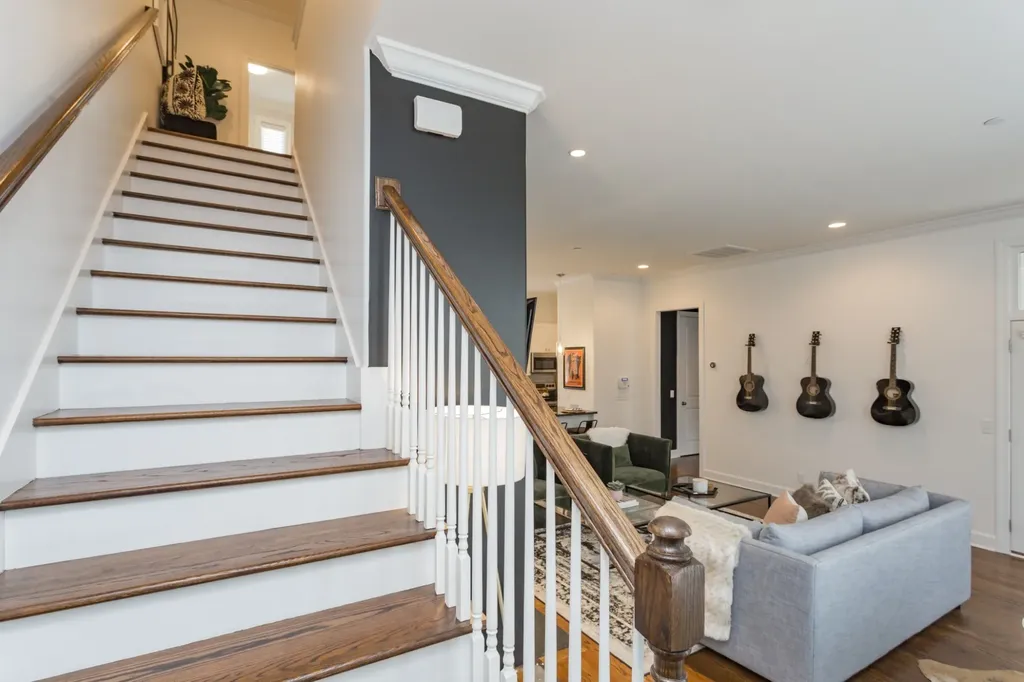 816 Smiley Street Nashville TN 37206