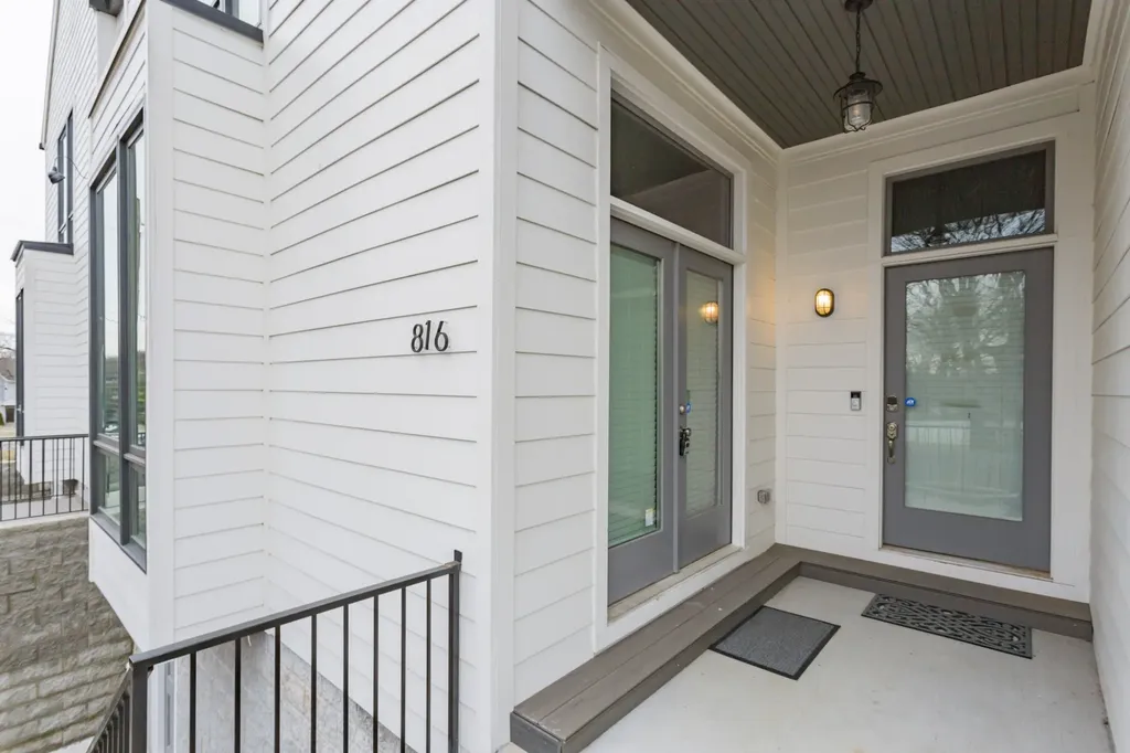 816 Smiley Street Nashville TN 37206