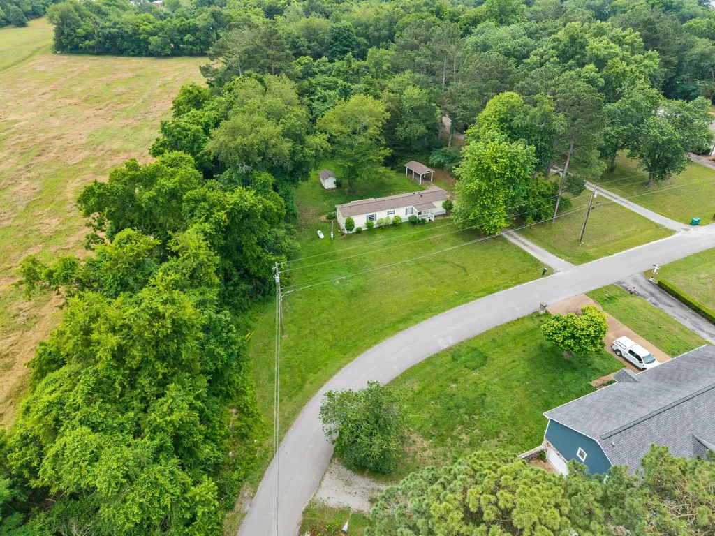 715 Northview Circle Lebanon TN 37087