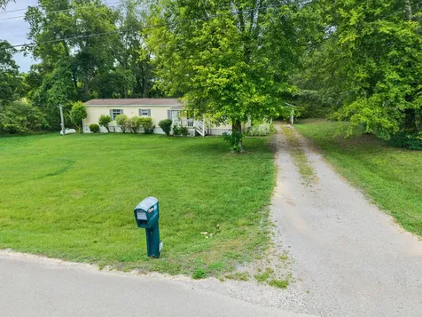 715 Northview Circle Lebanon TN 37087