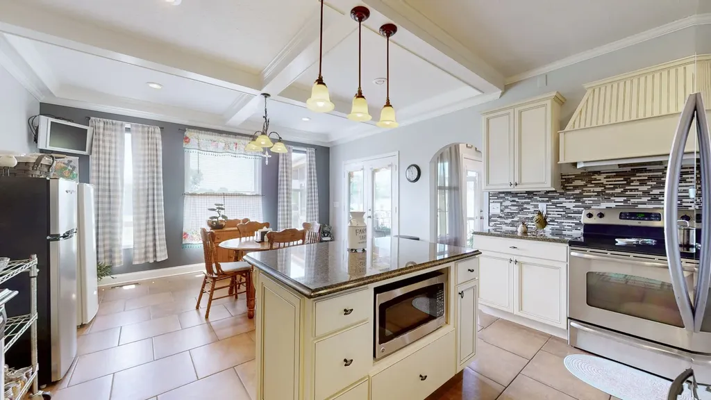 3128 31e Highway Bethpage TN 37022