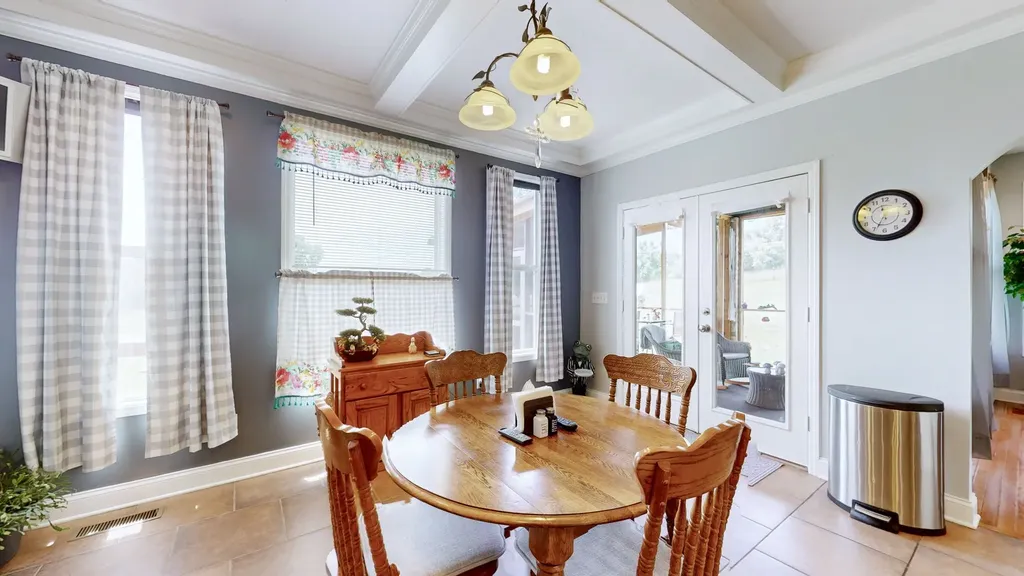 3128 31e Highway Bethpage TN 37022