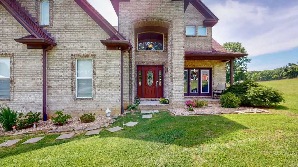 3128 31e Highway Bethpage TN 37022