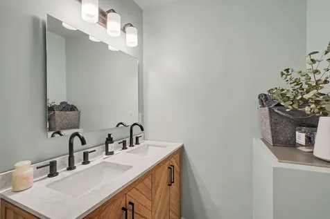 5502 W Shady Trail Old Hickory TN 37138