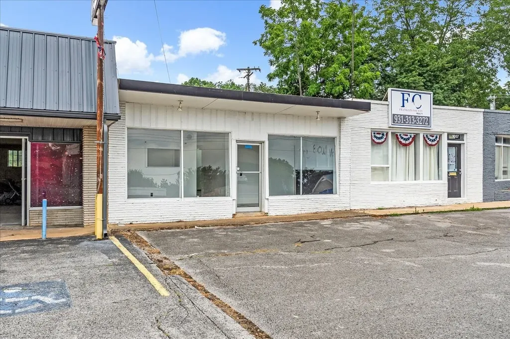 1055 Dinah Shore Boulevard Winchester TN 37398