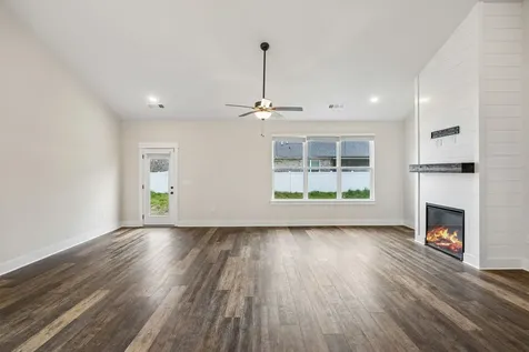 2728 Parkwood Drive Murfreesboro TN 37128