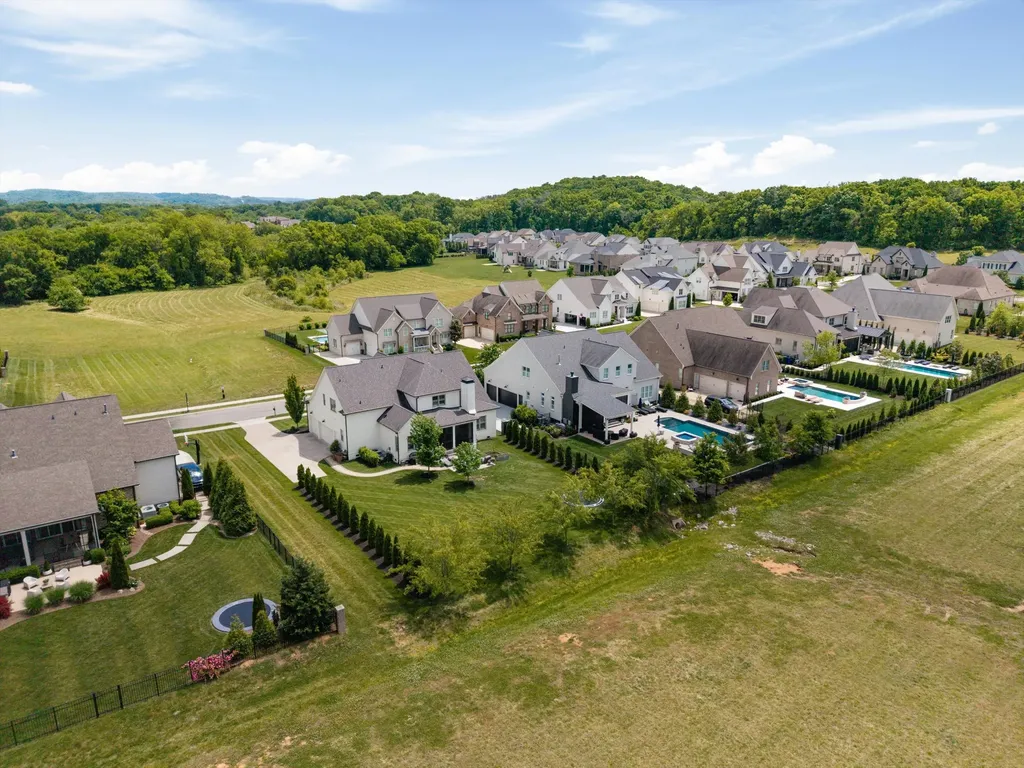 3817 Pulpmill Drive Thompsons Station TN 37179