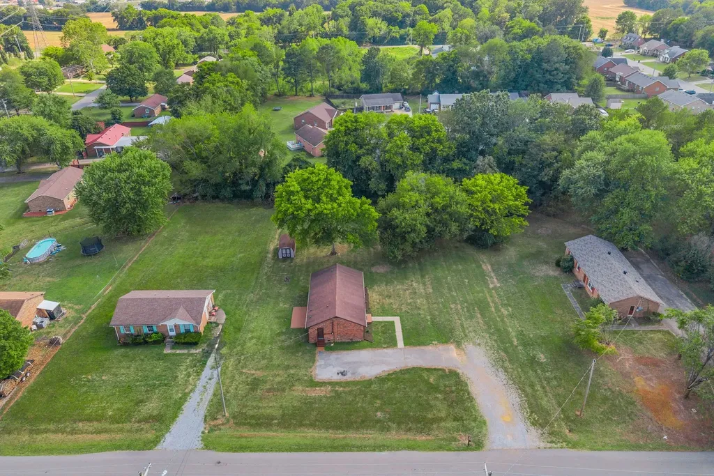 324 Welchwood Drive Clarksville TN 37040