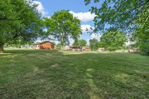 324 Welchwood Drive Clarksville TN 37040
