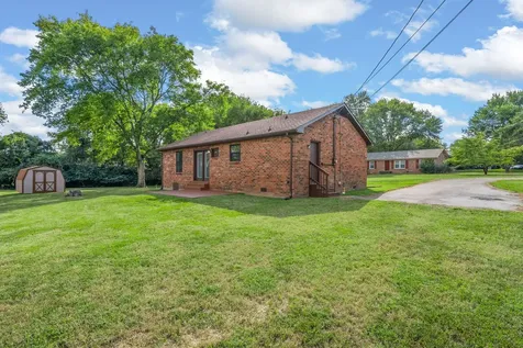 324 Welchwood Drive Clarksville TN 37040