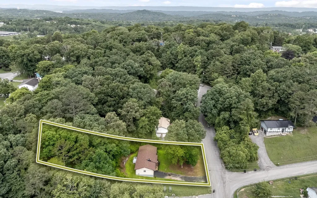 7001 Barter Drive Harrison TN 37341