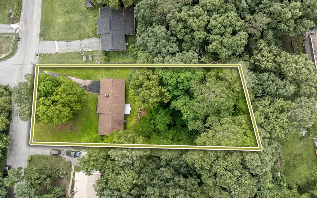 7001 Barter Drive Harrison TN 37341