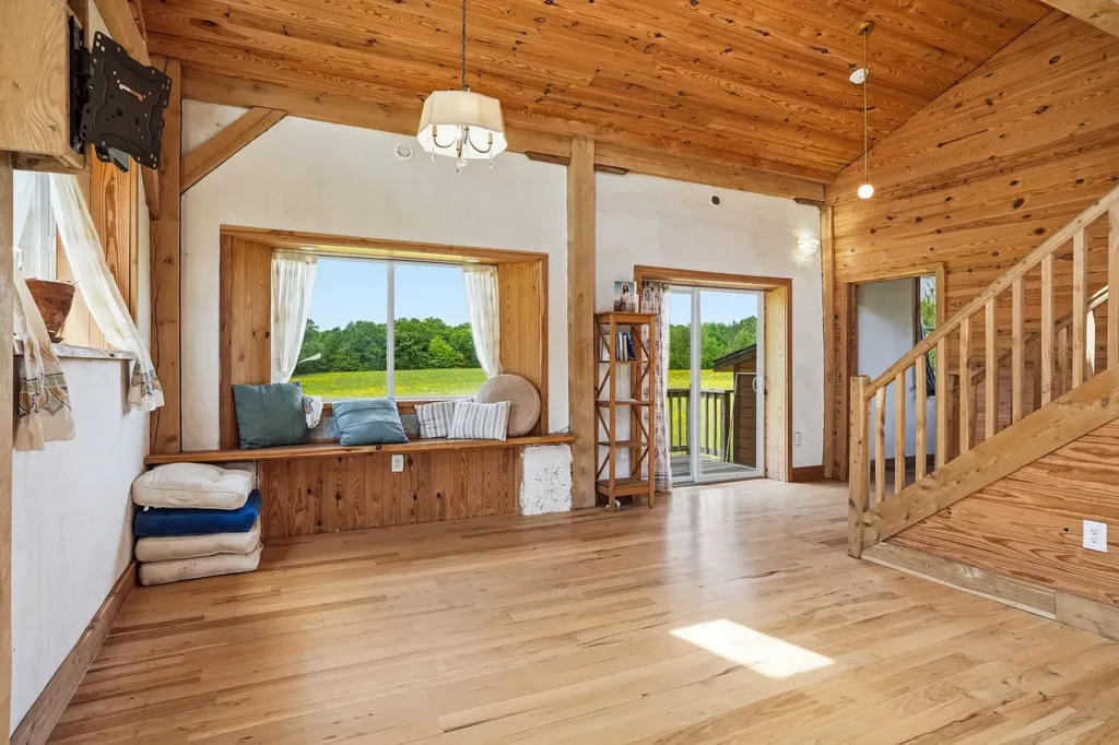 802 Drake Lane Summertown TN 38483