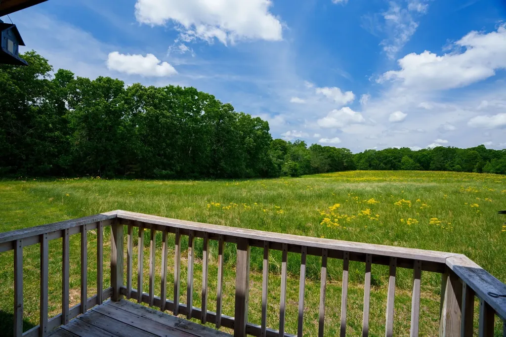 802 Drake Lane Summertown TN 38483