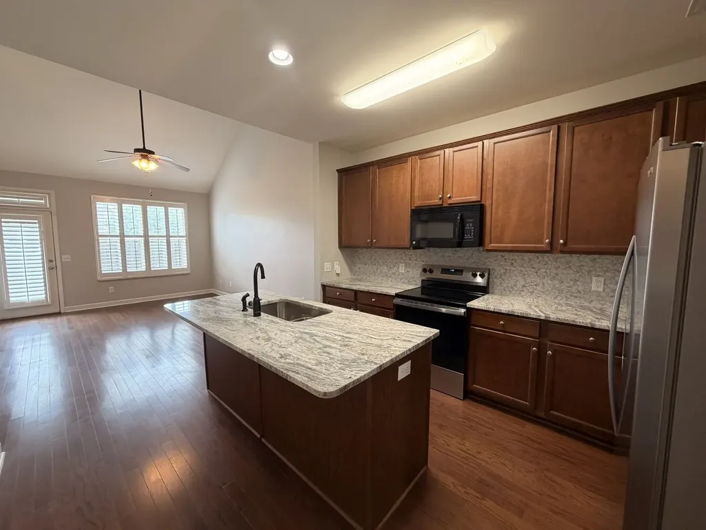 310 Griffin Place Hermitage TN 37076
