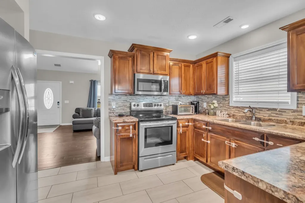 4624 Springstead Trl, SE Antioch TN 37013