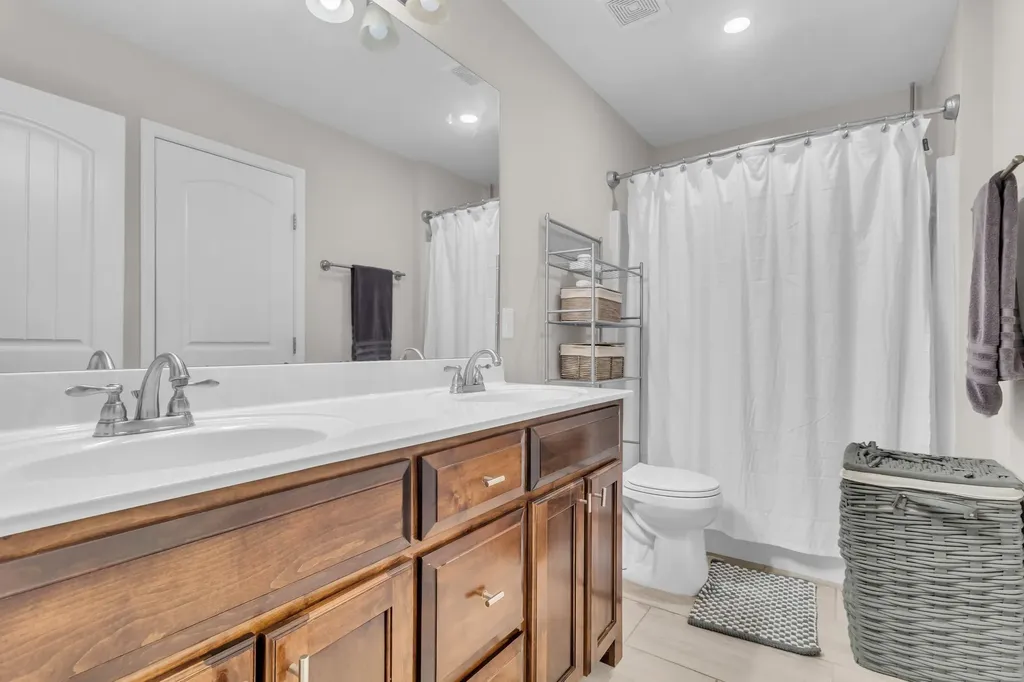 4624 Springstead Trl, SE Antioch TN 37013