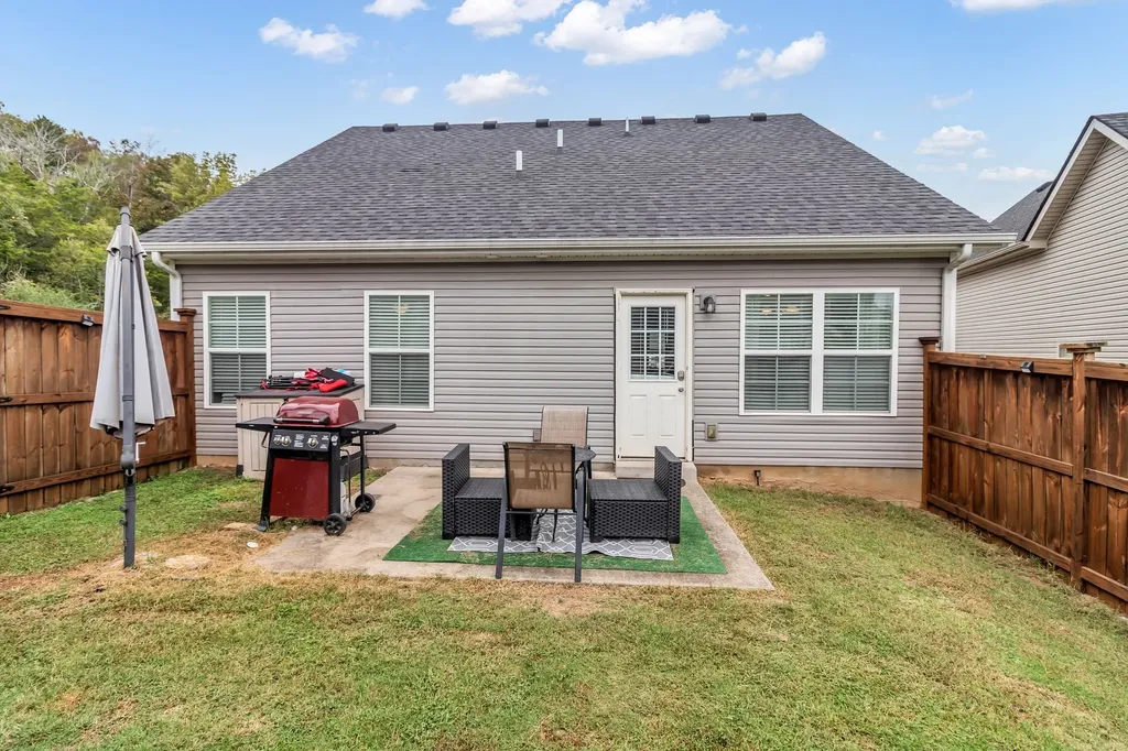 4624 Springstead Trl, SE Antioch TN 37013