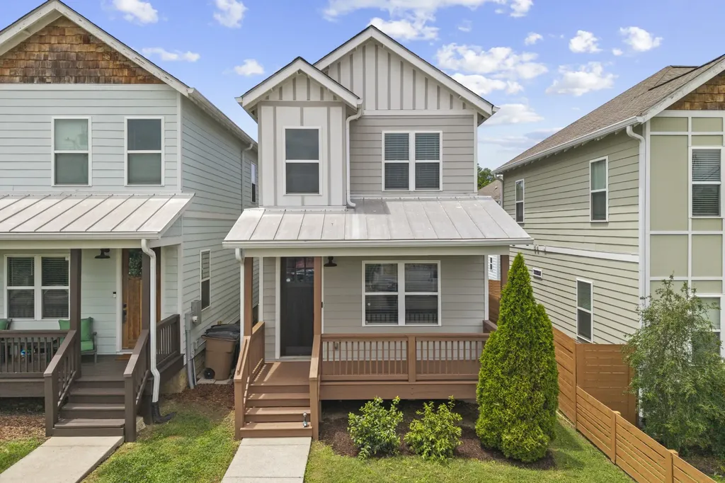 2213B 11th Ave, N Nashville TN 37208