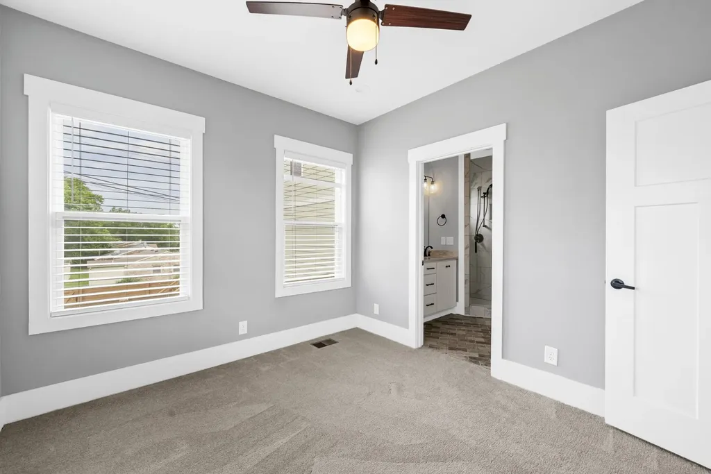 2213B 11th Ave, N Nashville TN 37208