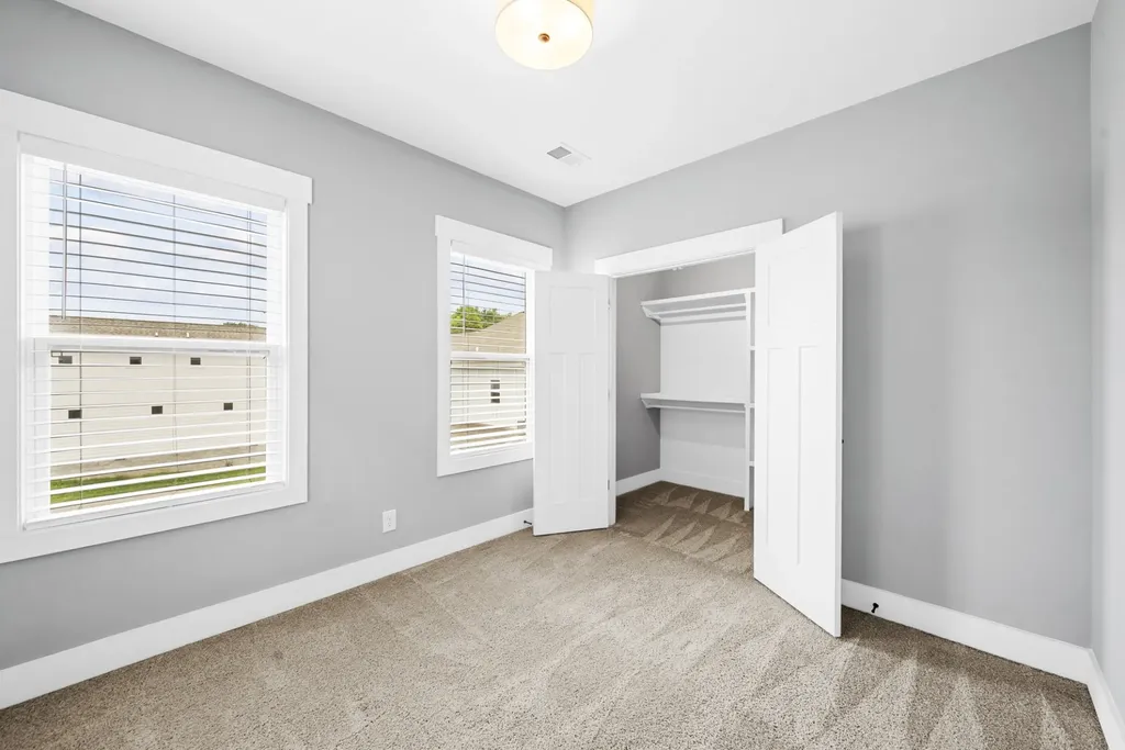 2213B 11th Ave, N Nashville TN 37208