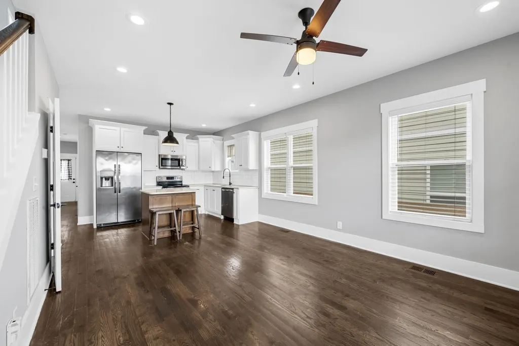 2213B 11th Ave, N Nashville TN 37208