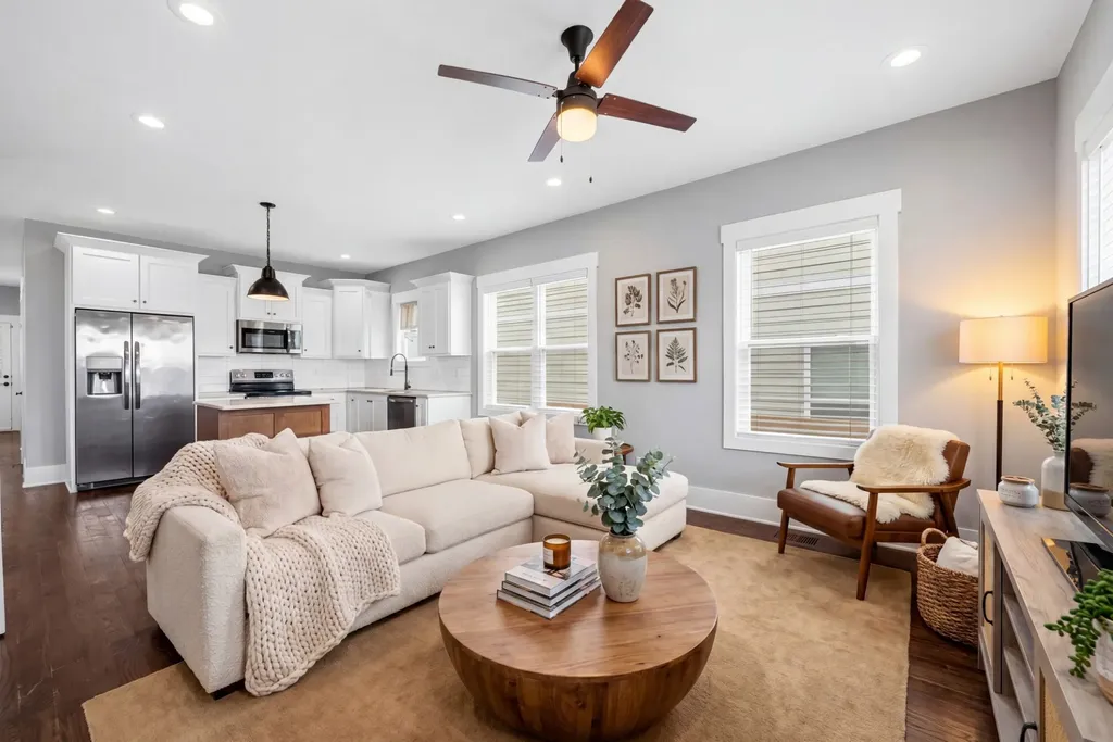 2213B 11th Ave, N Nashville TN 37208