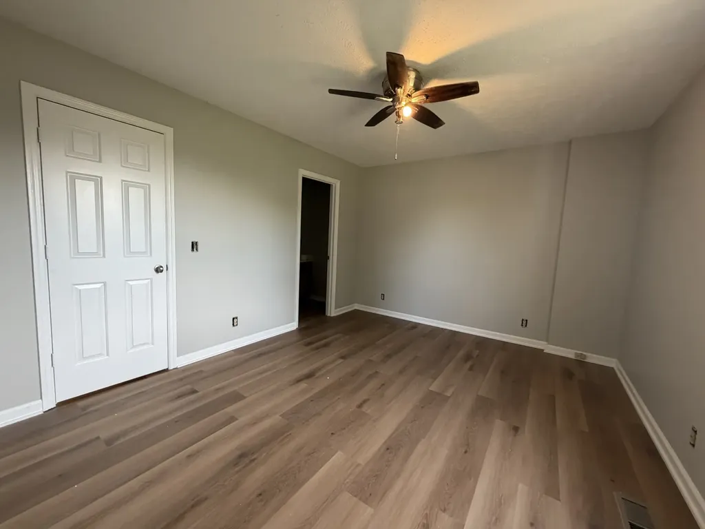 1002 Sunday Silence Drive Greenbrier TN 37073