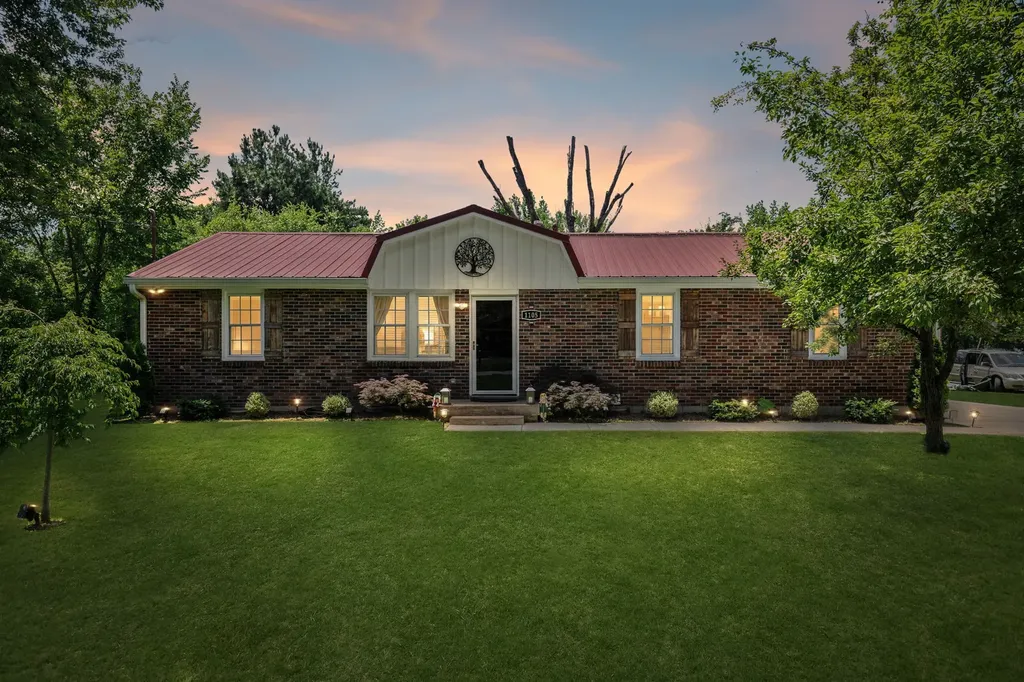 1105 Goose Bay Road Ashland City TN 37015