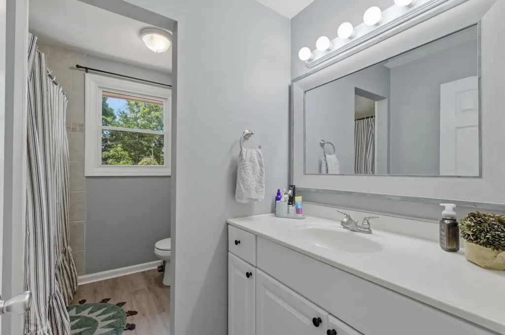 154 Two Valley Road Hendersonville TN 37075
