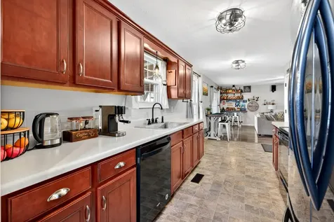 3255 Gracey Herndon Road Hopkinsville KY 42240