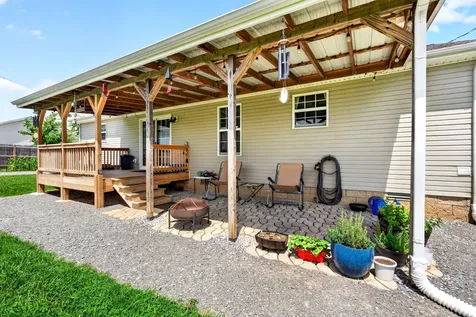 3255 Gracey Herndon Road Hopkinsville KY 42240