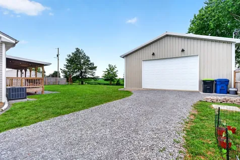 3255 Gracey Herndon Road Hopkinsville KY 42240