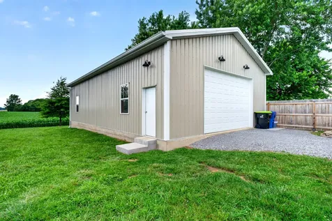 3255 Gracey Herndon Road Hopkinsville KY 42240