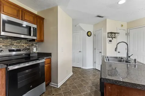1322 Tonya Drive La Vergne TN 37086