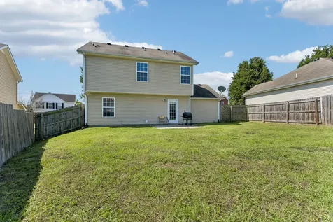 1322 Tonya Drive La Vergne TN 37086
