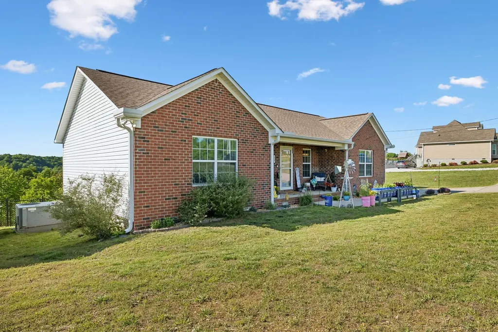 329 Murrell Road Dickson TN 37055