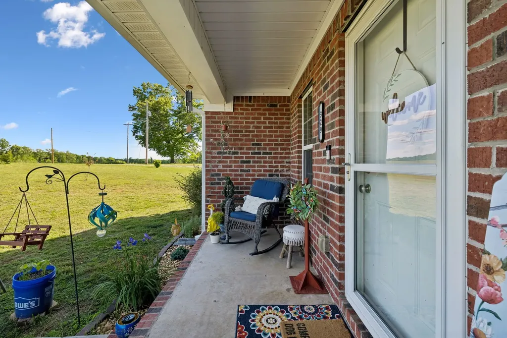 329 Murrell Road Dickson TN 37055