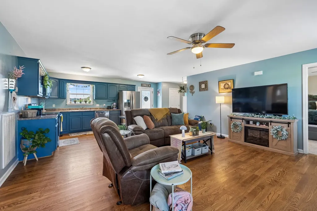 329 Murrell Road Dickson TN 37055