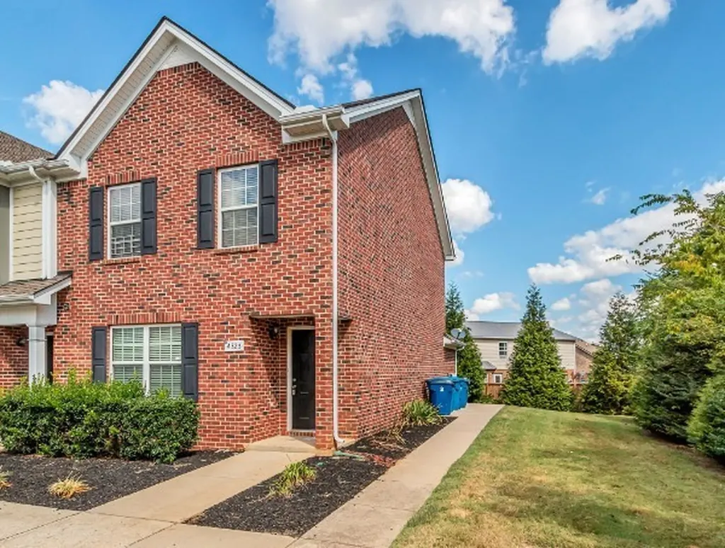 4325 Aurora Circle Murfreesboro TN 37127