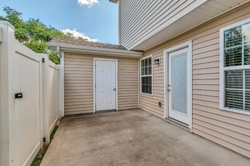 4325 Aurora Circle Murfreesboro TN 37127