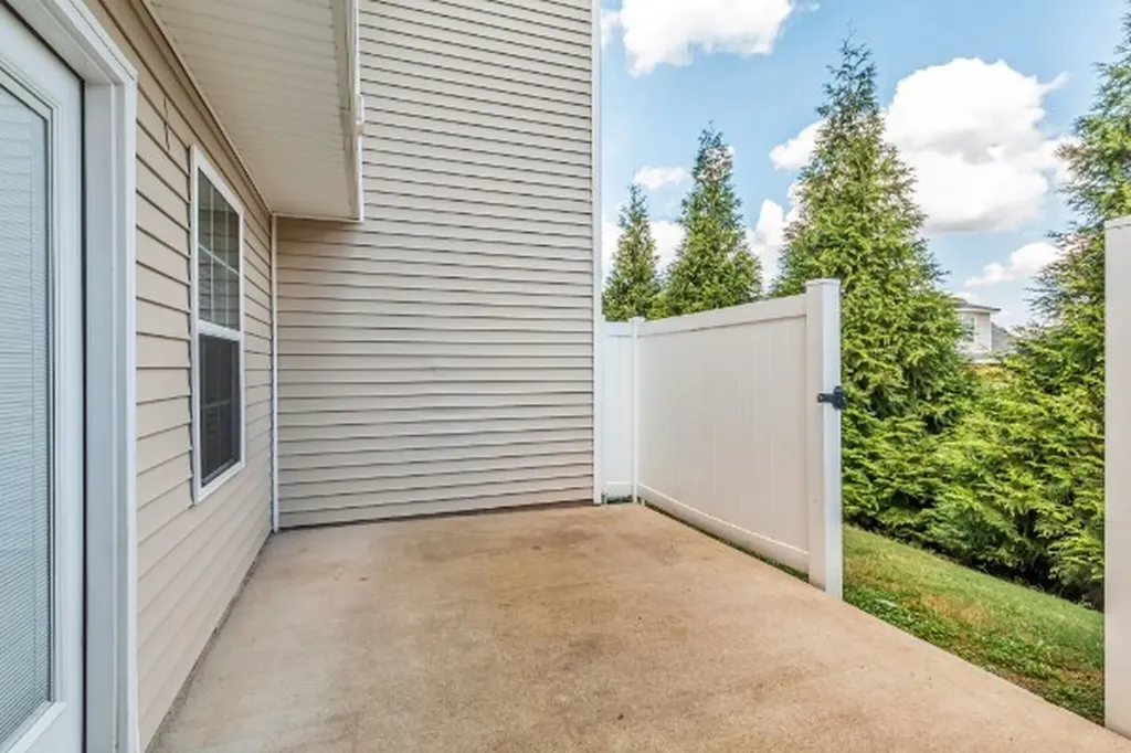 4325 Aurora Circle Murfreesboro TN 37127