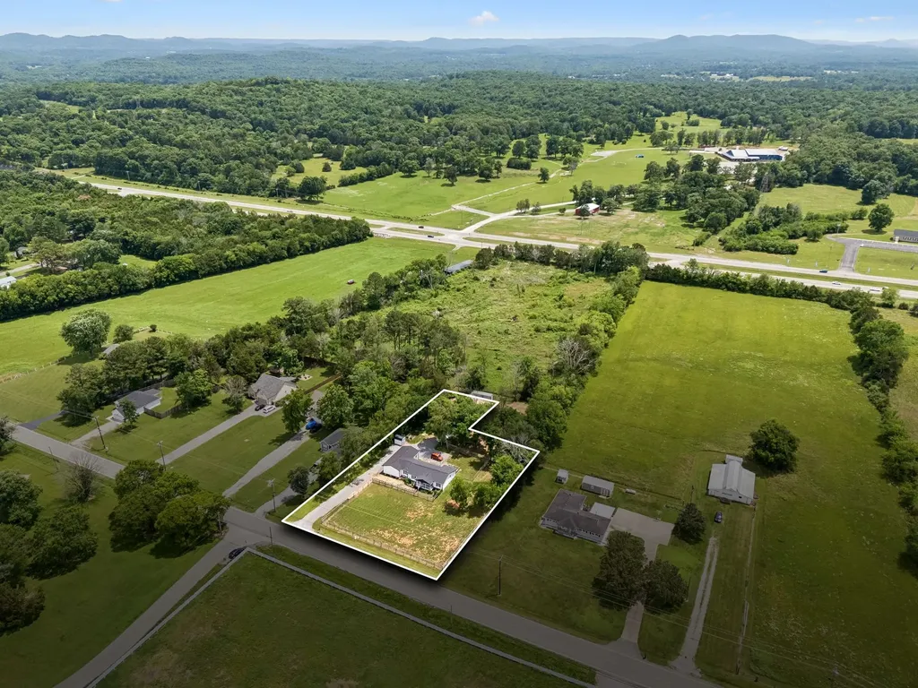 6782 Woodbury Pike Murfreesboro TN 37127