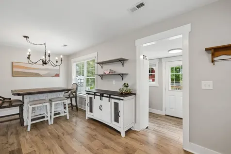 6782 Woodbury Pike Murfreesboro TN 37127