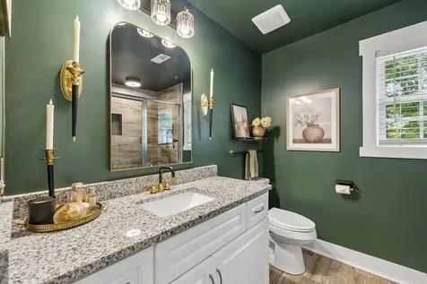 6782 Woodbury Pike Murfreesboro TN 37127