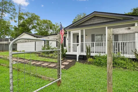 6782 Woodbury Pike Murfreesboro TN 37127